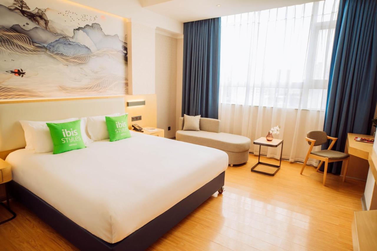 Ibis Styles Guangzhou Panyu Shiqiao Hotel Экстерьер фото